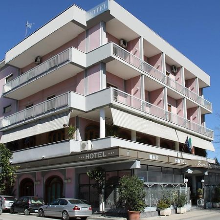 Il Tricolore Caivano Εξωτερικό φωτογραφία