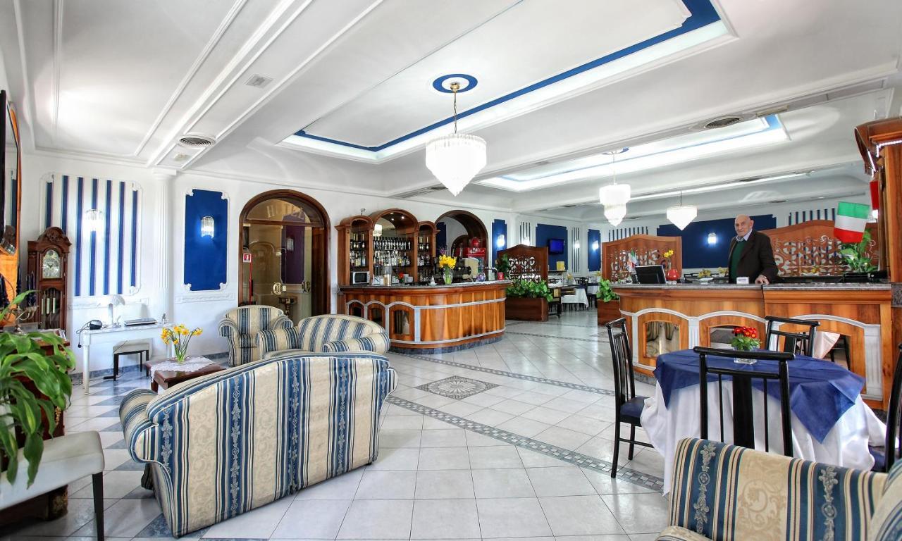 Il Tricolore Caivano Εξωτερικό φωτογραφία